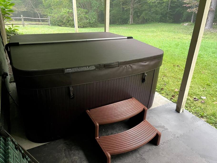 *new* Cedar Lodge, Nature Lovers Dream! Oak Ridge